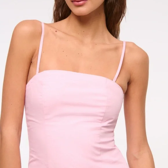 Abercrombie & Fitch Bubble Hem Mini Dress | Medium - Picture 3 of 4